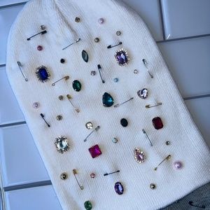 Gem & Junk Beanie Hat  white , gray , black
